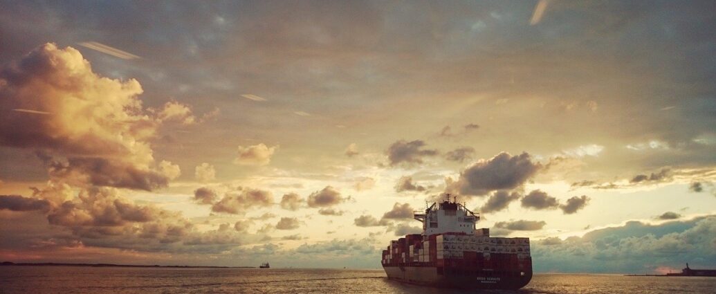 ship, sea, sunset-981597.jpg