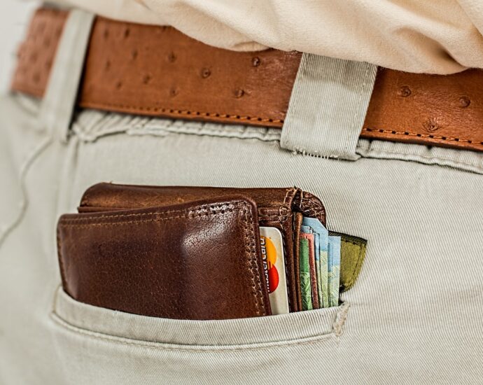 wallet, cash, pocket-1013789.jpg
